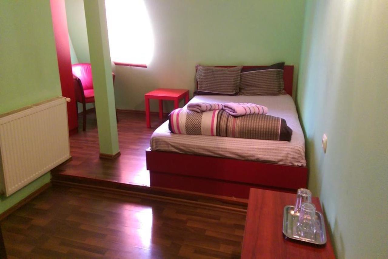 Hotel Casa Verde Prosper Bucarest Esterno foto